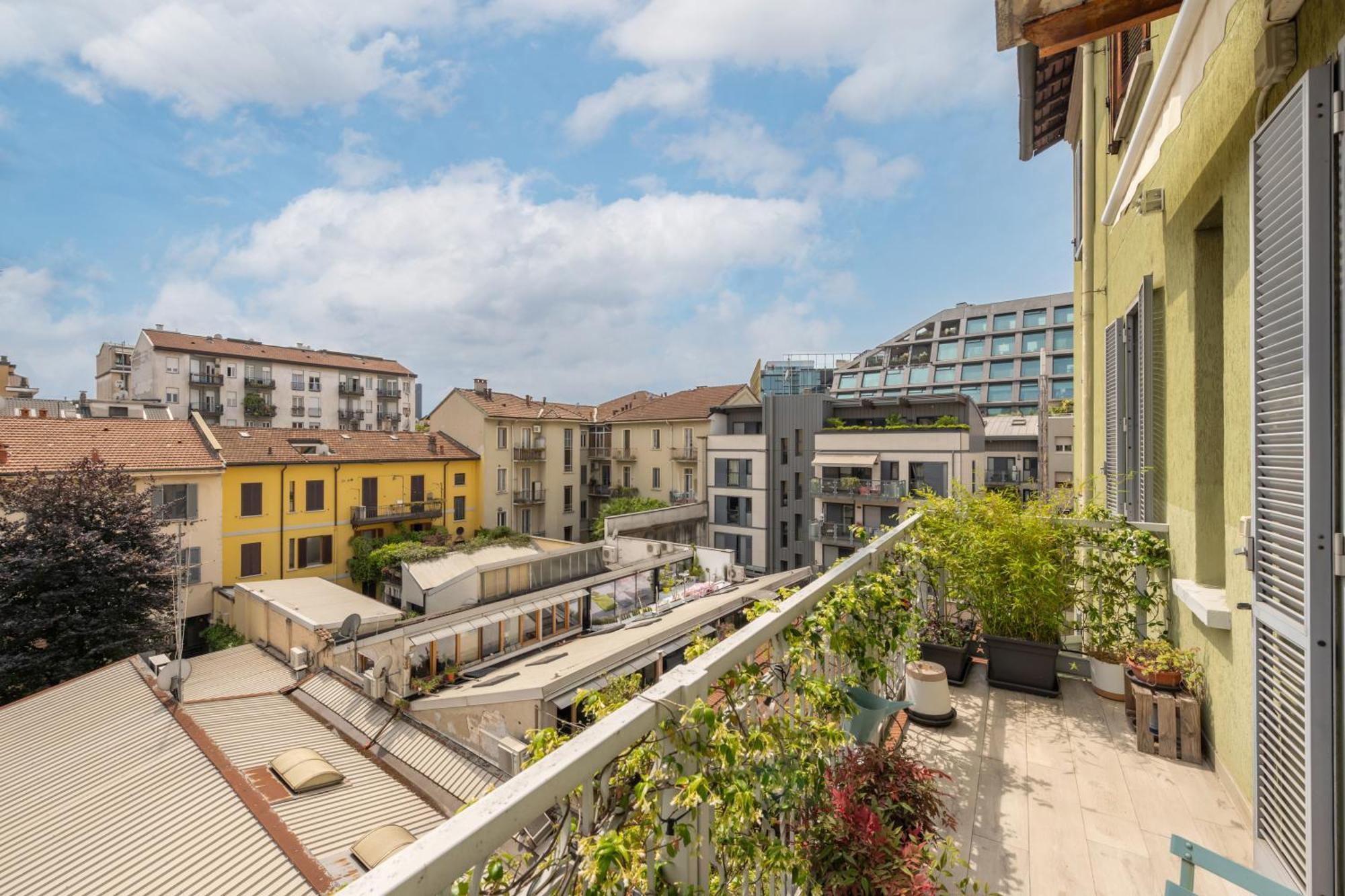 Milano Isola - Bright 2-Room Apartment With Balcony Buitenkant foto