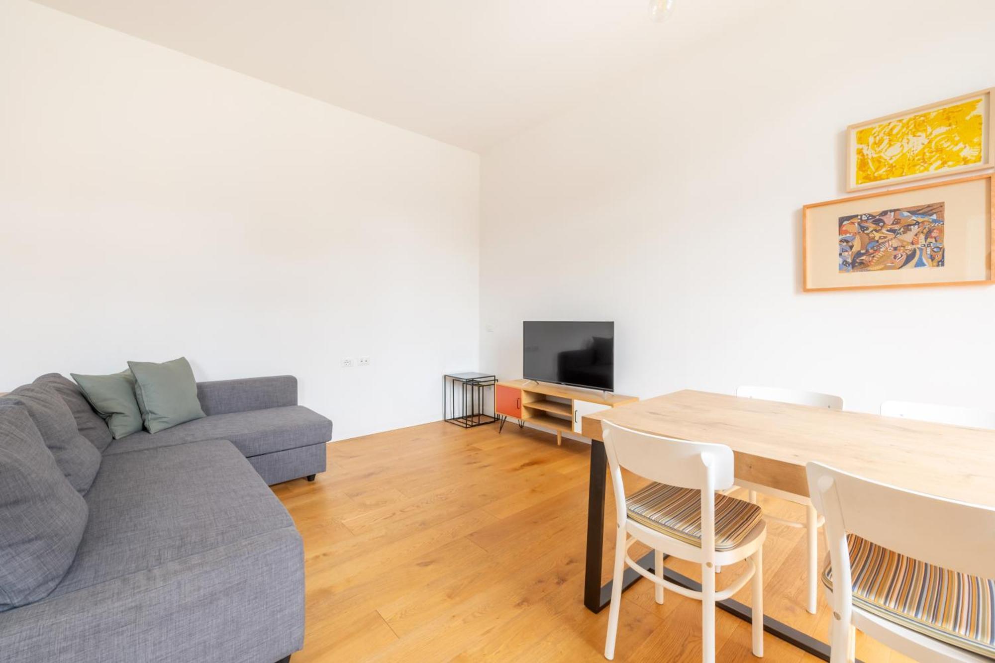 Milano Isola - Bright 2-Room Apartment With Balcony Buitenkant foto