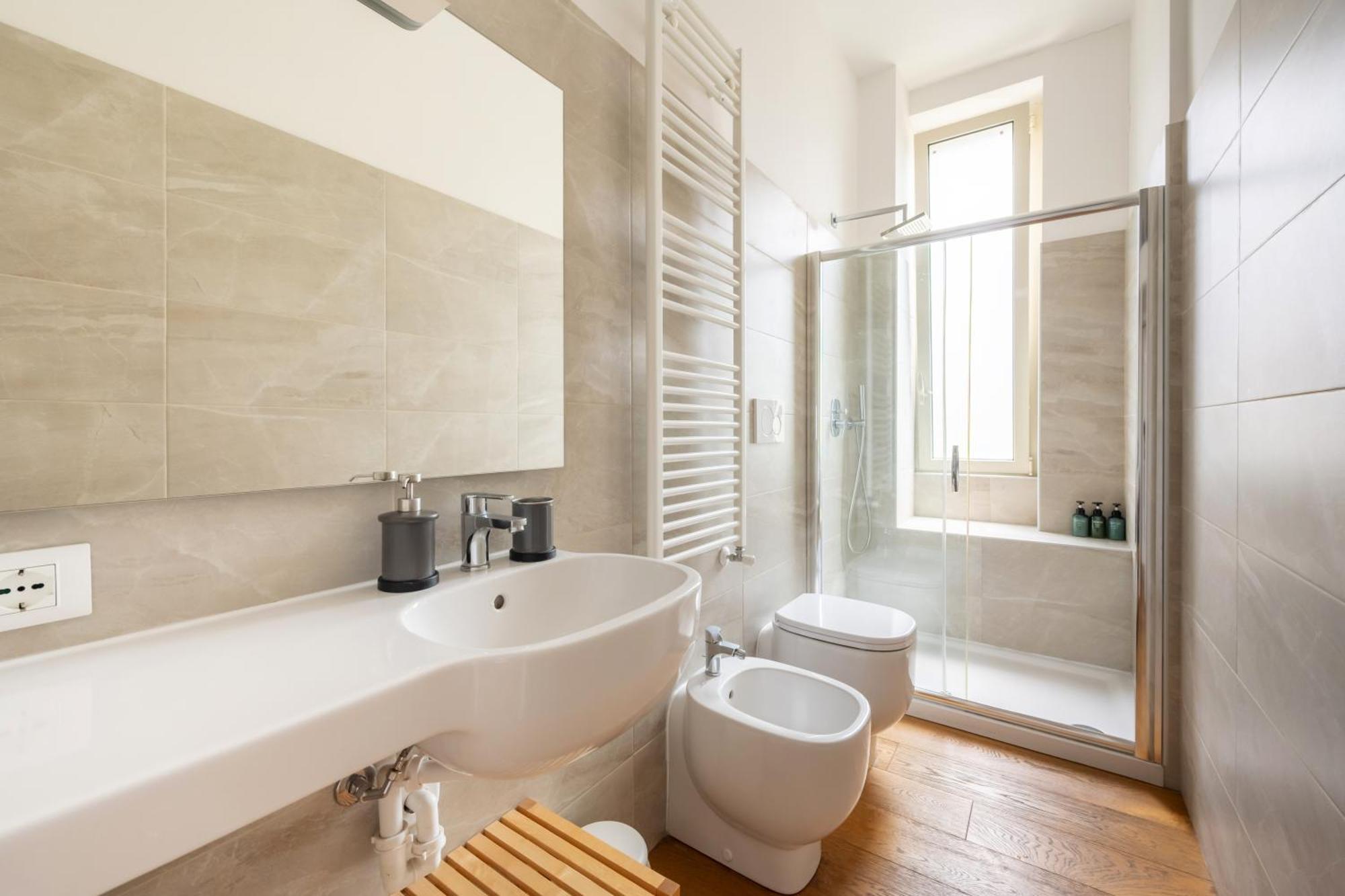 Milano Isola - Bright 2-Room Apartment With Balcony Buitenkant foto
